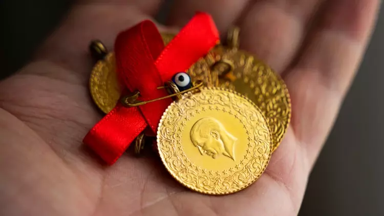 Altın fiyatları bugün %6.3 düştü.