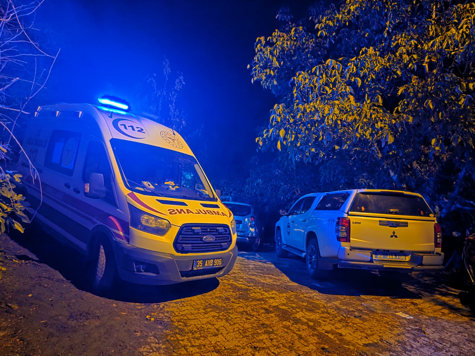 Tire’de Aile Faciası: Baba, Oğlunu Öldürdü, Eşini Ağır Yaraladı
