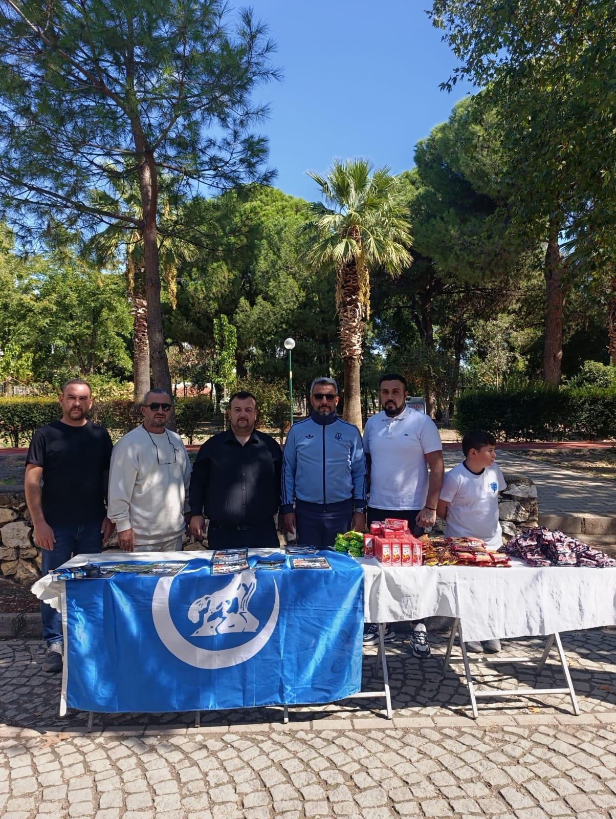 Tire Ülkü Ocakları’ndan Eğitime Destek: UZEM Tanıtım Standı Kuruldu