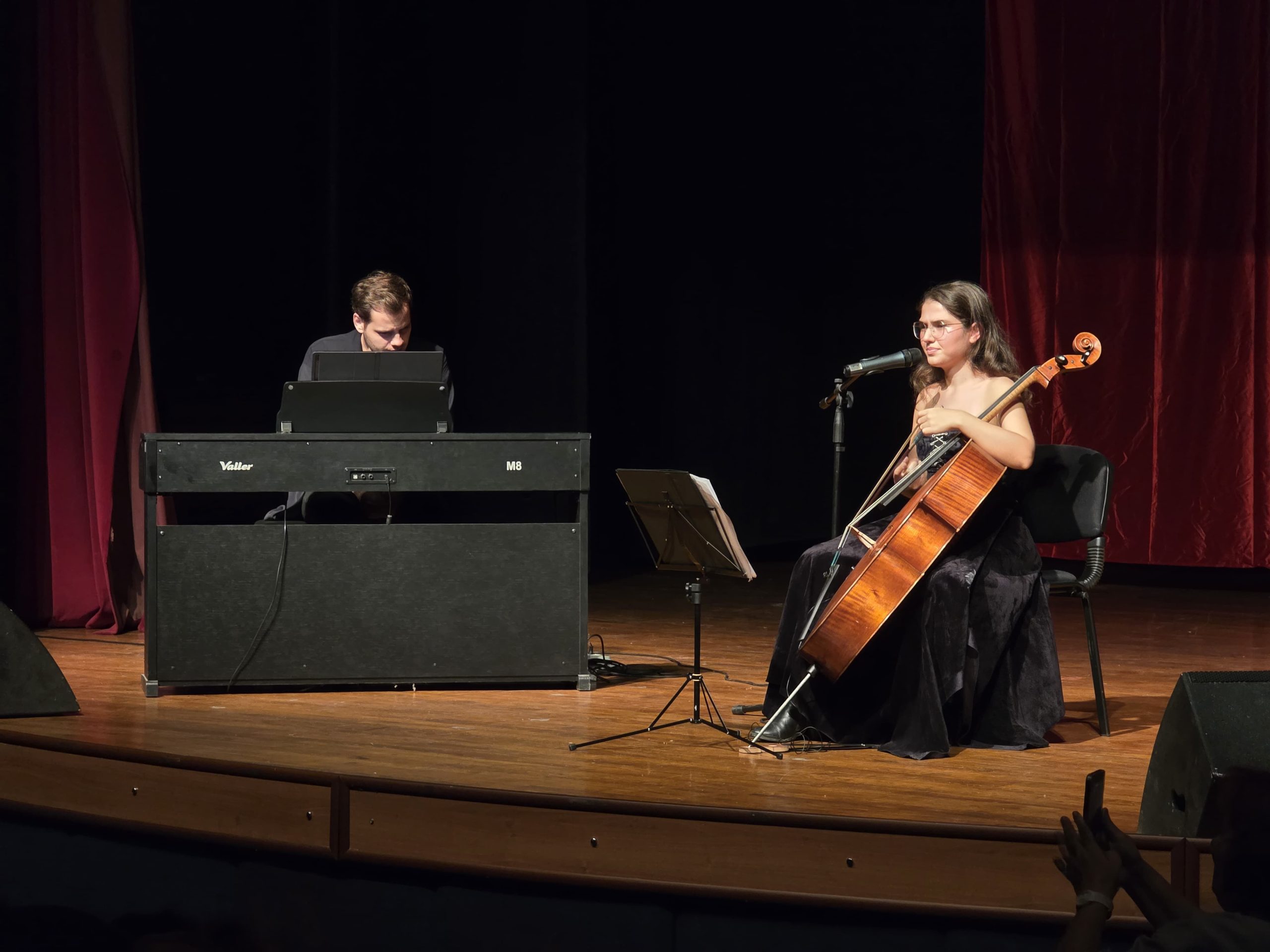 Cumhuriyet Konseri: “Batıdan Doğuya Ezgiler” Tire’de Büyük Beğeni Topladı
