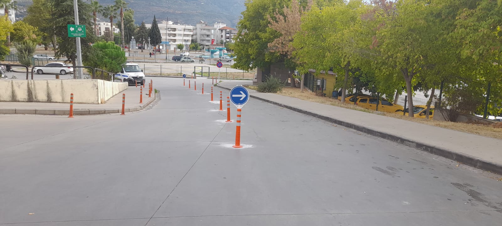 Acil Servis girişine, trafik düzenlemesi yapıldı