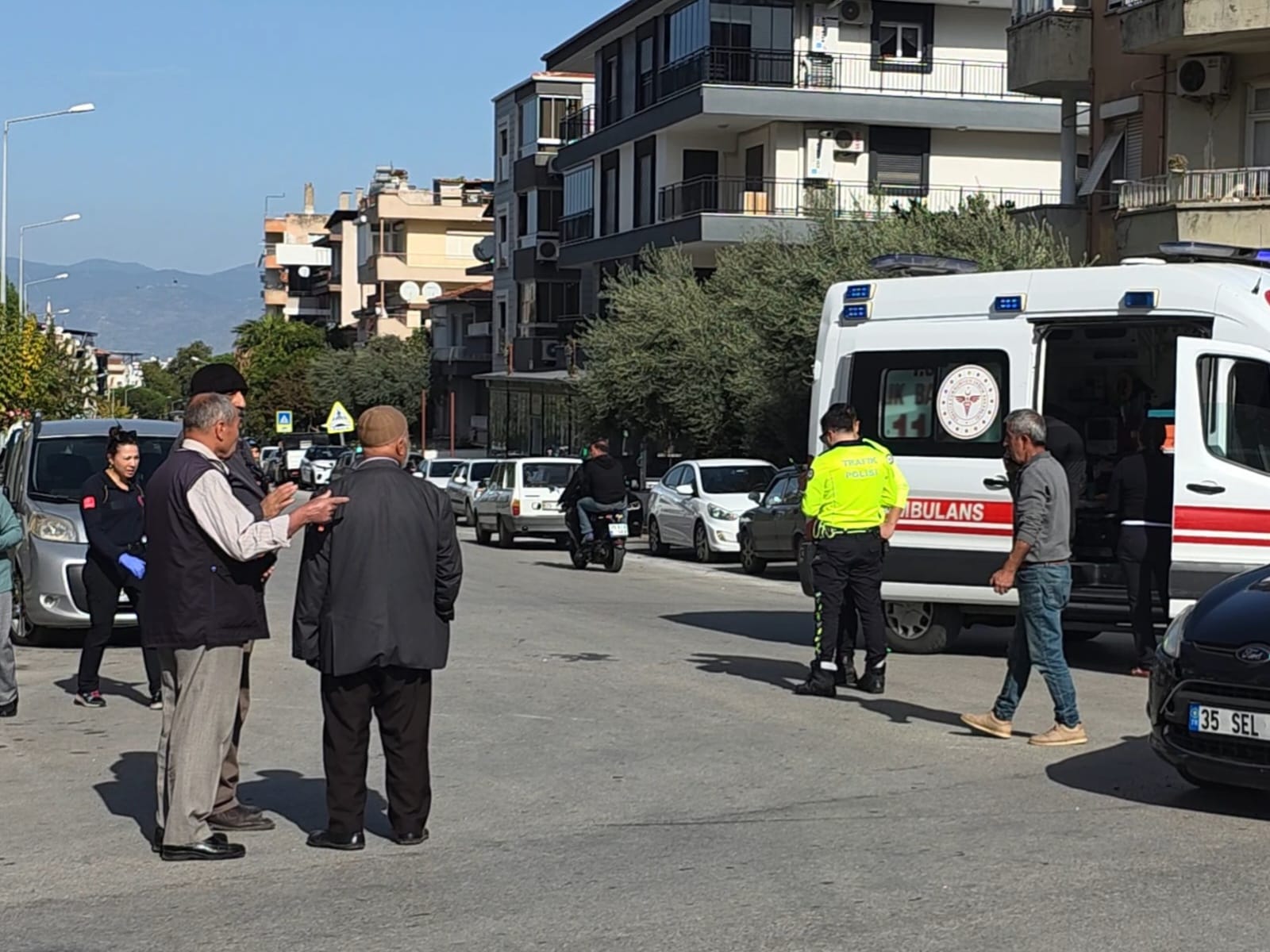 Tire’de Motosiklet Kazası: Kadın Sürücü Yaralandı