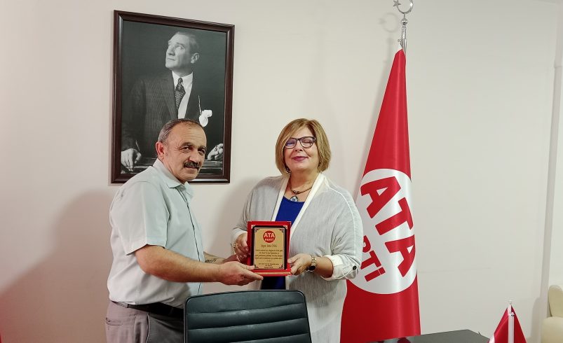 ATA Parti İzmir’de Yeni Dönem: Resül Kara İl Başkanı Oldu