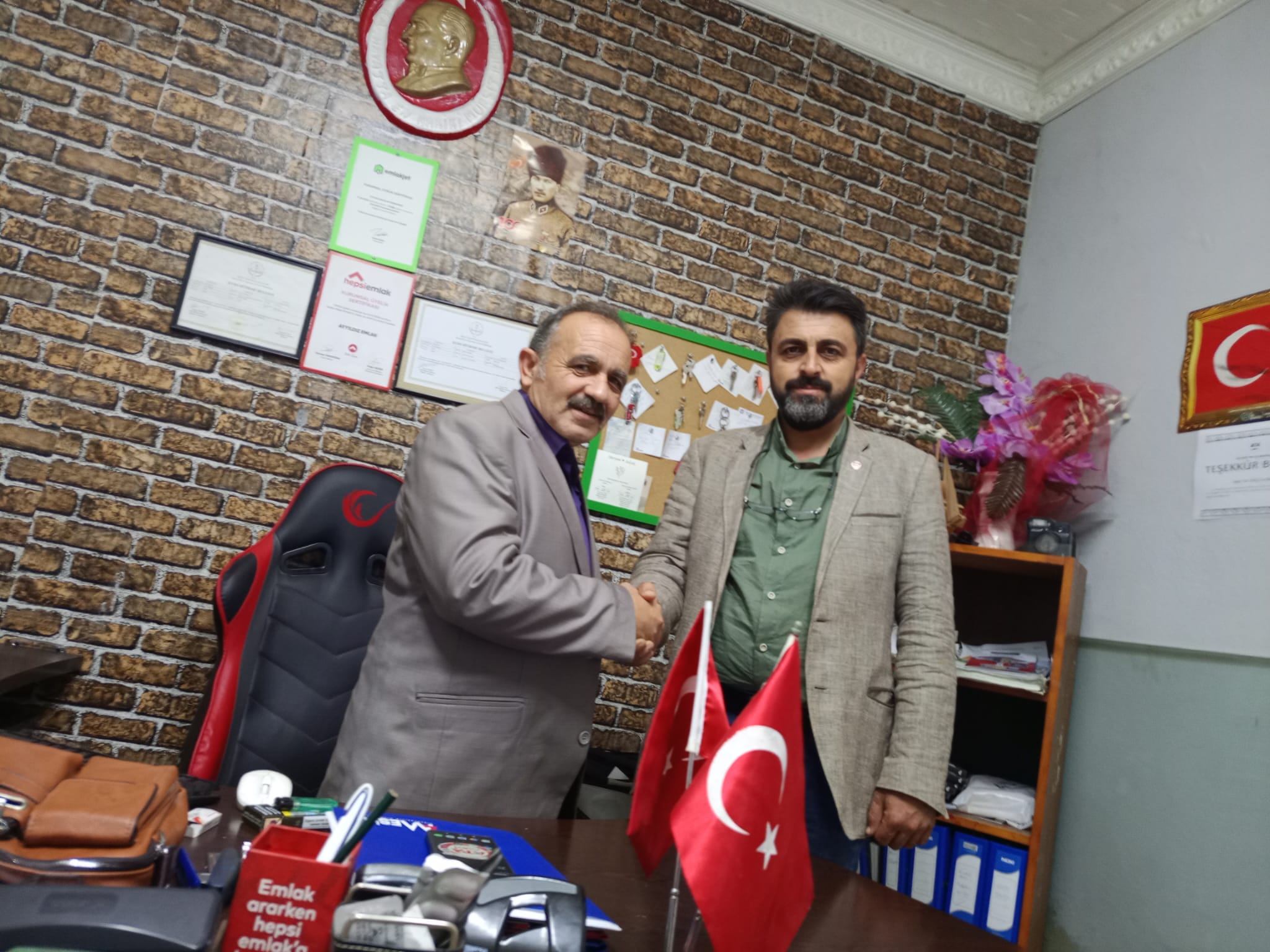 ATA Parti Tire’de Yeni Başkan: Veli Cengiz Göreve Geldi