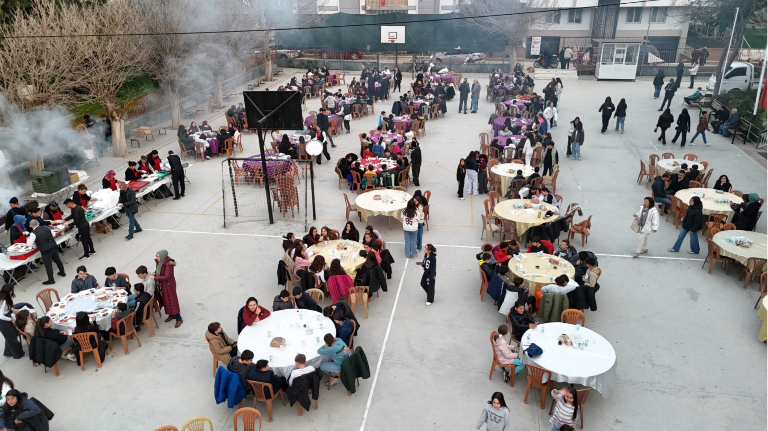 Tire Fatih Ortaokulu’nda Öğrencilere Birlik ve Paylaşma Sofrası